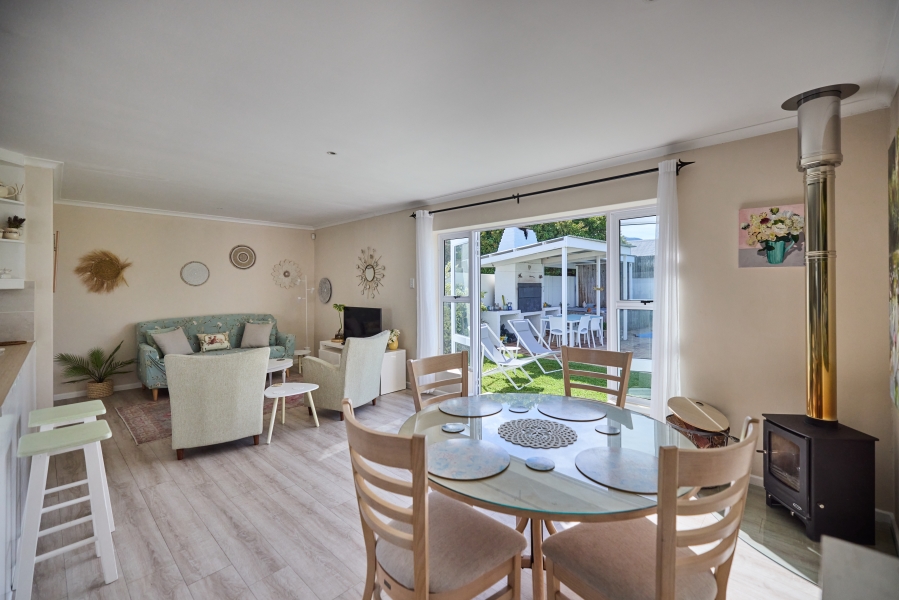 3 Bedroom Property for Sale in Milkwood Park Western Cape